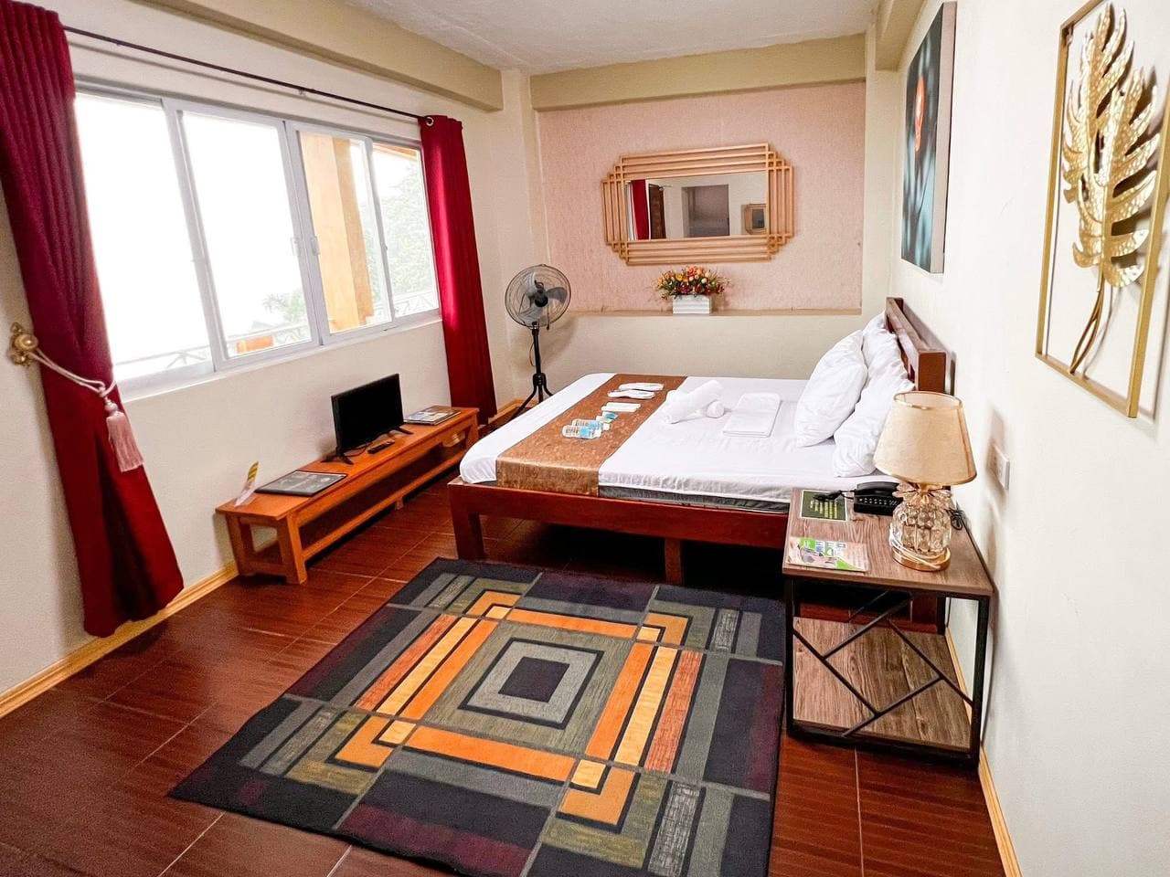 Holiday Room 1 interior